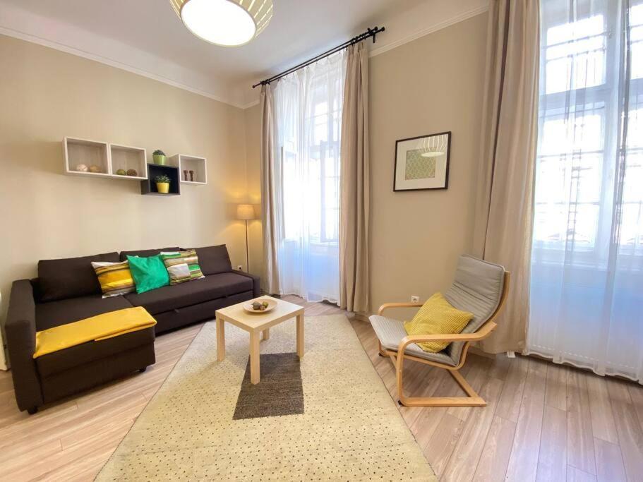 Orangehomes One Bedroom Comfy Apartment Budapest Exterior foto