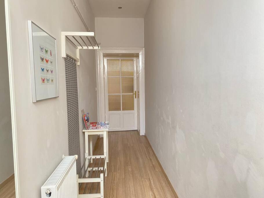 Orangehomes One Bedroom Comfy Apartment Budapest Exterior foto